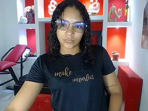 Ashanty21 from StripChat