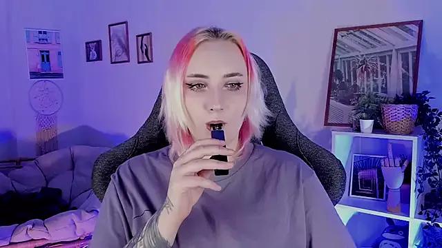 Try our streaming cams variety and talk on a personal level with our adorable girls streamers, showing off their bountiful shapes and dildos.
