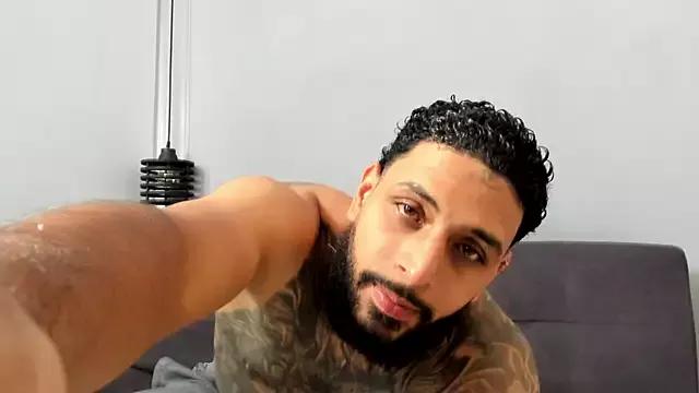 ASHLEY_AND_ASH from StripChat is Freechat