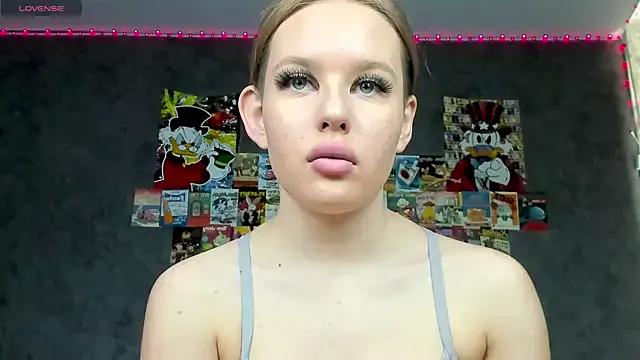 Try our streaming cams variety and talk on a personal level with our adorable girls streamers, showing off their bountiful shapes and dildos.