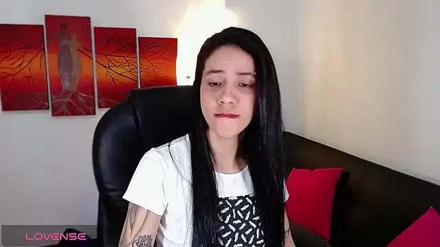 Ashley_olivares from StripChat is Freechat
