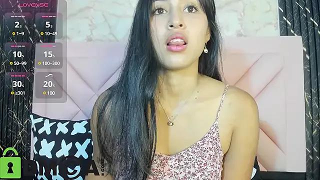 Try our streaming cams variety and talk on a personal level with our adorable girls streamers, showing off their bountiful shapes and dildos.
