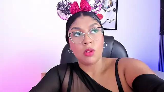 ashlyhot__ from StripChat is Freechat