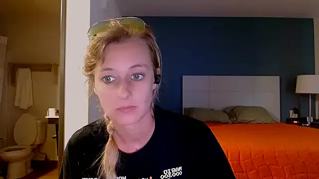 AsiaGoesPro on StripChat 