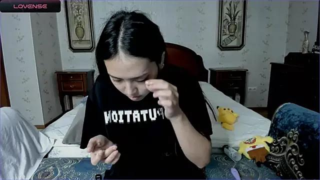 asiana_ray from StripChat is Freechat