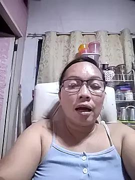 asianwet4u from StripChat is Freechat
