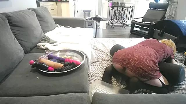AssmannCD from StripChat
