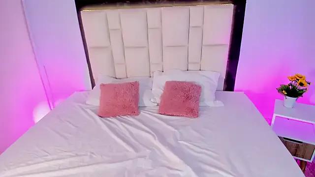 Athenea__fox from StripChat