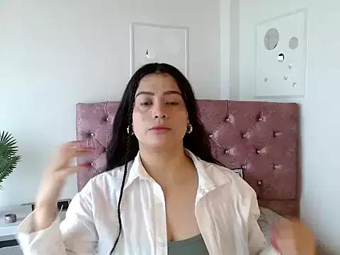 aura_starling from StripChat is Freechat