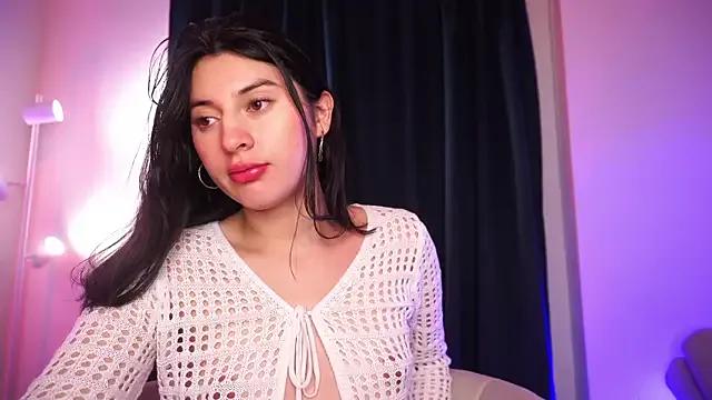 Auralea from StripChat is Freechat