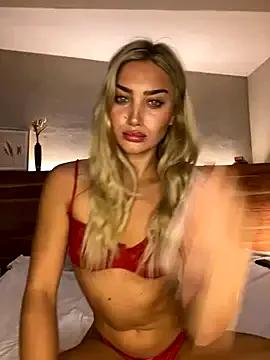 Aurii_Angel from StripChat is Freechat