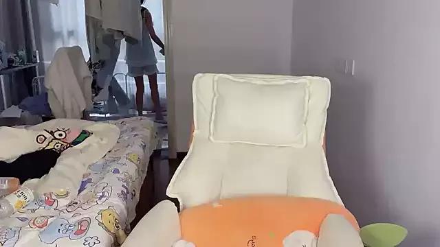 Aurora112 from StripChat is Freechat