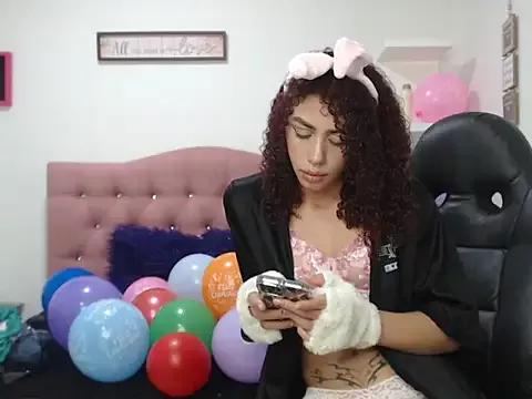 Try our streaming cams variety and talk on a personal level with our adorable girls streamers, showing off their bountiful shapes and dildos.