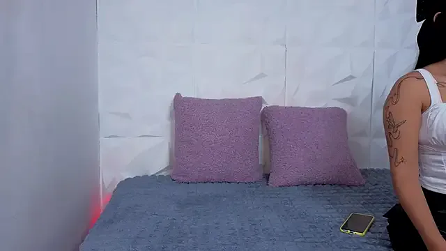 AuroraLanee_ from StripChat is Freechat