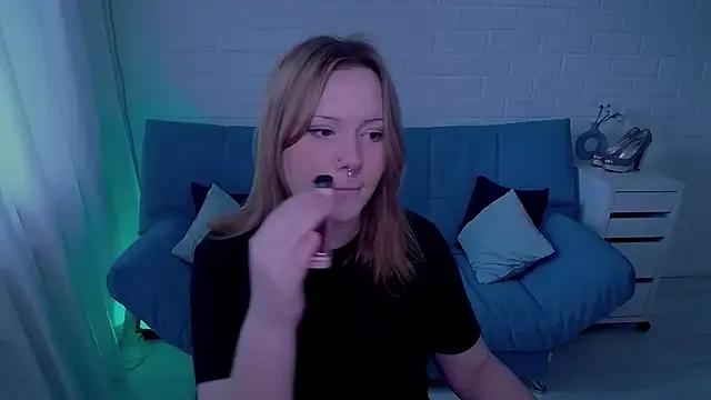 AuroraMour from StripChat is Freechat