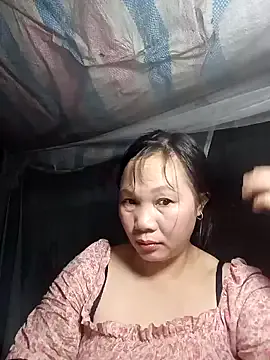 ava-dellght on StripChat 