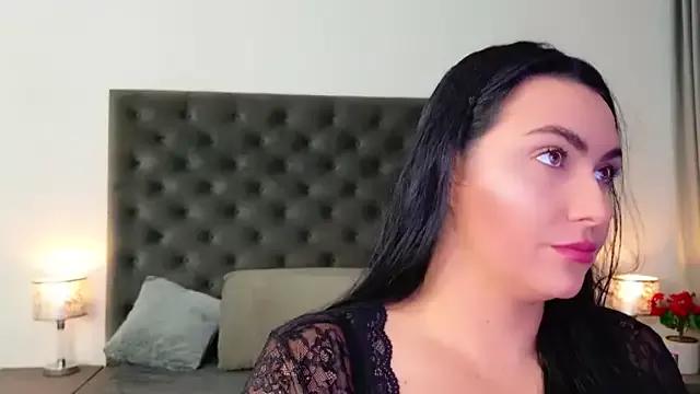 AvaDergan from StripChat is Freechat