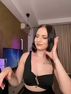 AvaGianna from StripChat is Freechat