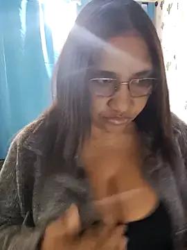 Avannay from StripChat