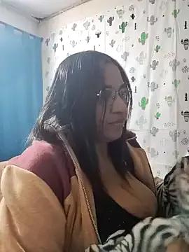 Avannay from StripChat is Freechat