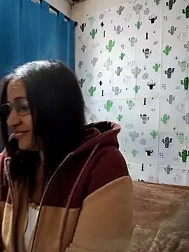 Avannay from StripChat is Freechat