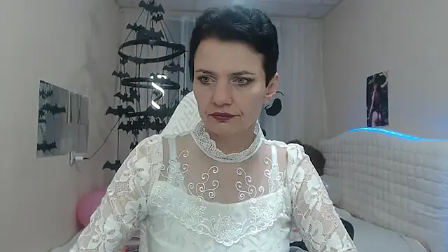 AvaSaturnian from StripChat