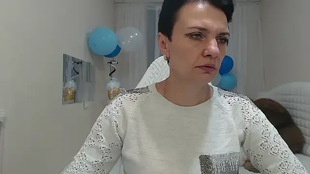 AvaSaturnian from StripChat