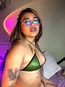 Avatulip_feet from StripChat