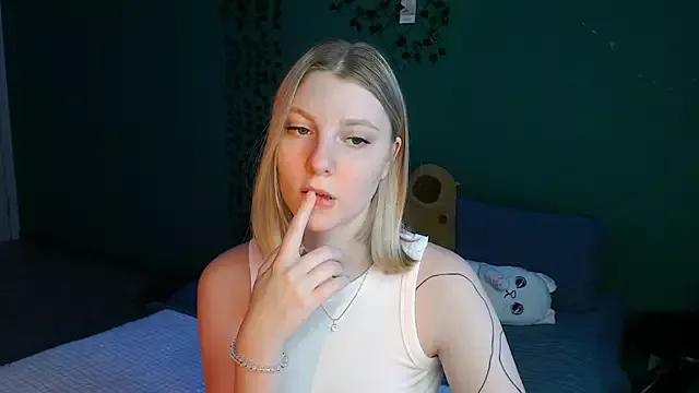 Try our streaming cams variety and talk on a personal level with our adorable girls streamers, showing off their bountiful shapes and dildos.