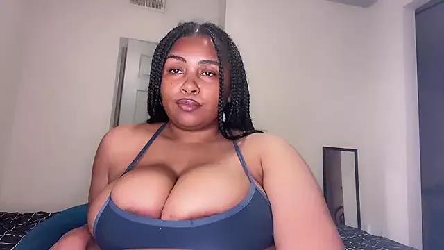 ayacoladax from StripChat