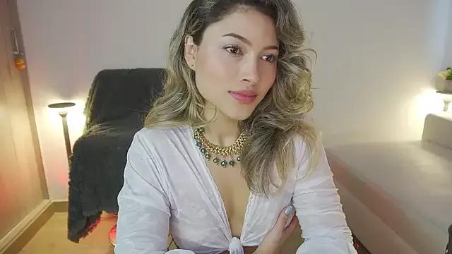 Try our streaming cams variety and talk on a personal level with our adorable girls streamers, showing off their bountiful shapes and dildos.
