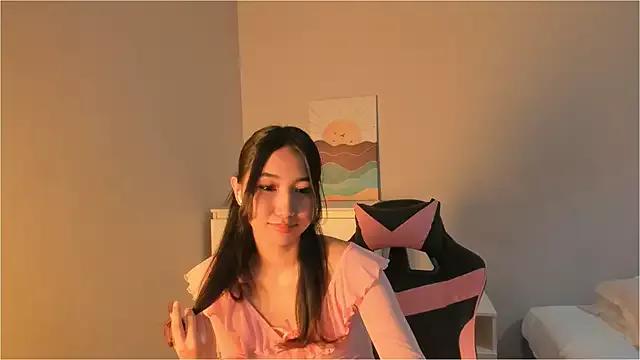 Try our streaming cams variety and talk on a personal level with our adorable girls streamers, showing off their bountiful shapes and dildos.
