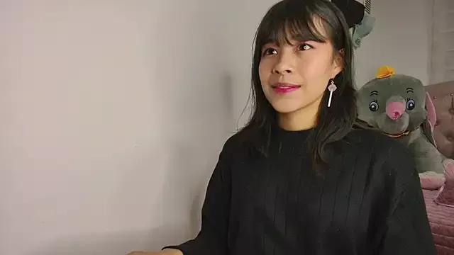 Ayumi_tanaka from StripChat is Freechat