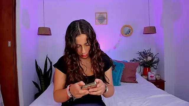 Azahara_Chary from StripChat