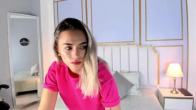 aziac10 from StripChat