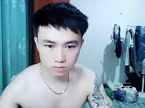 Azyrrgg from StripChat is Freechat