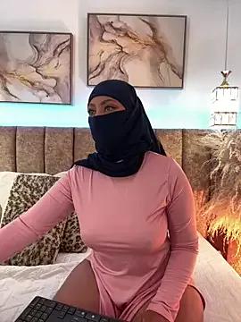 Azza__ from StripChat