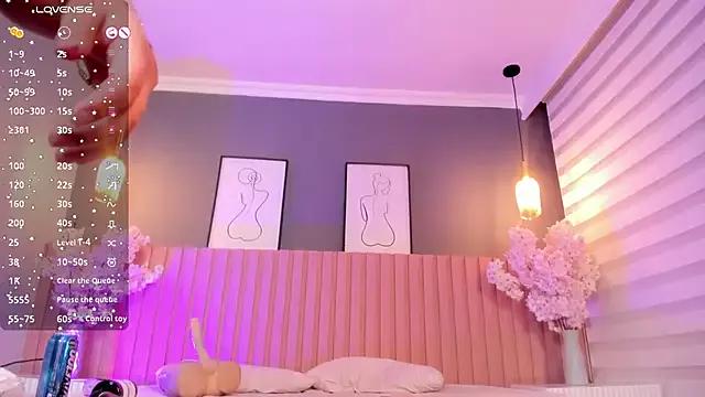Try our streaming cams variety and talk on a personal level with our adorable girls streamers, showing off their bountiful shapes and dildos.