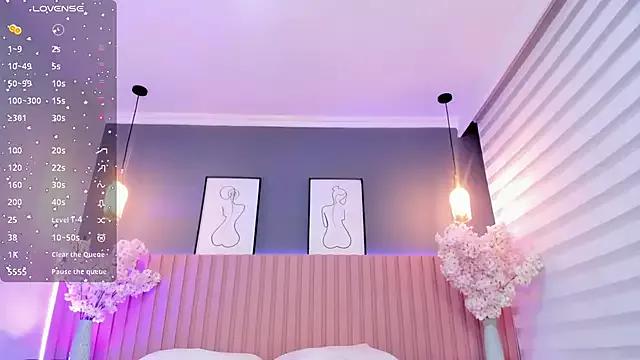 Try our streaming cams variety and talk on a personal level with our adorable girls streamers, showing off their bountiful shapes and dildos.