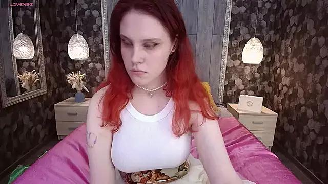 Try our streaming cams variety and talk on a personal level with our adorable girls streamers, showing off their bountiful shapes and dildos.