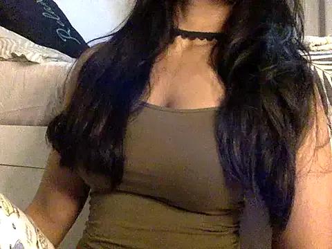 BABY-JIYA from StripChat