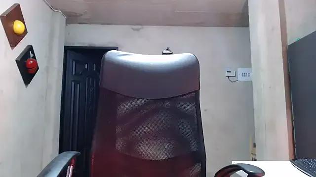 baby_andreaa from StripChat is Freechat