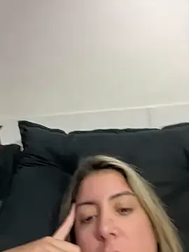 Baby_babivip on StripChat 