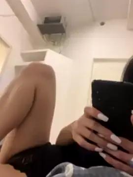 Baby_Chatleen from StripChat