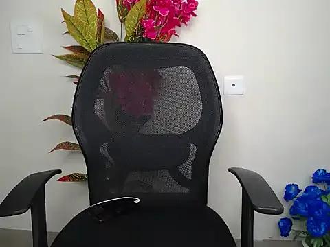Baby_Crushh from StripChat