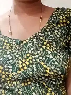 baby_doll699 from StripChat
