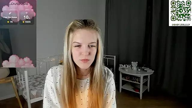 Try our streaming cams variety and talk on a personal level with our adorable girls streamers, showing off their bountiful shapes and dildos.