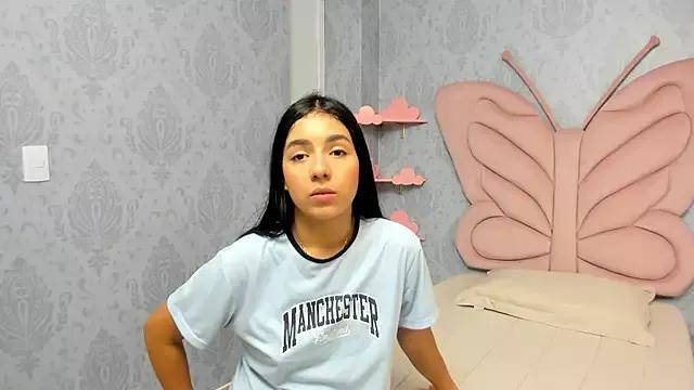 BabyAbril18 from StripChat