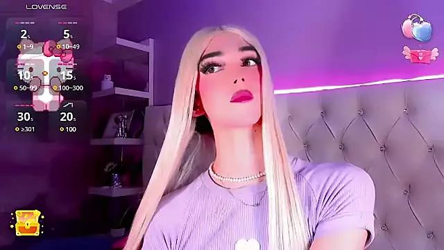 Babyaleja from StripChat is Freechat