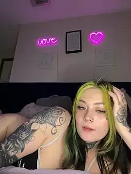 babybankssxo from StripChat